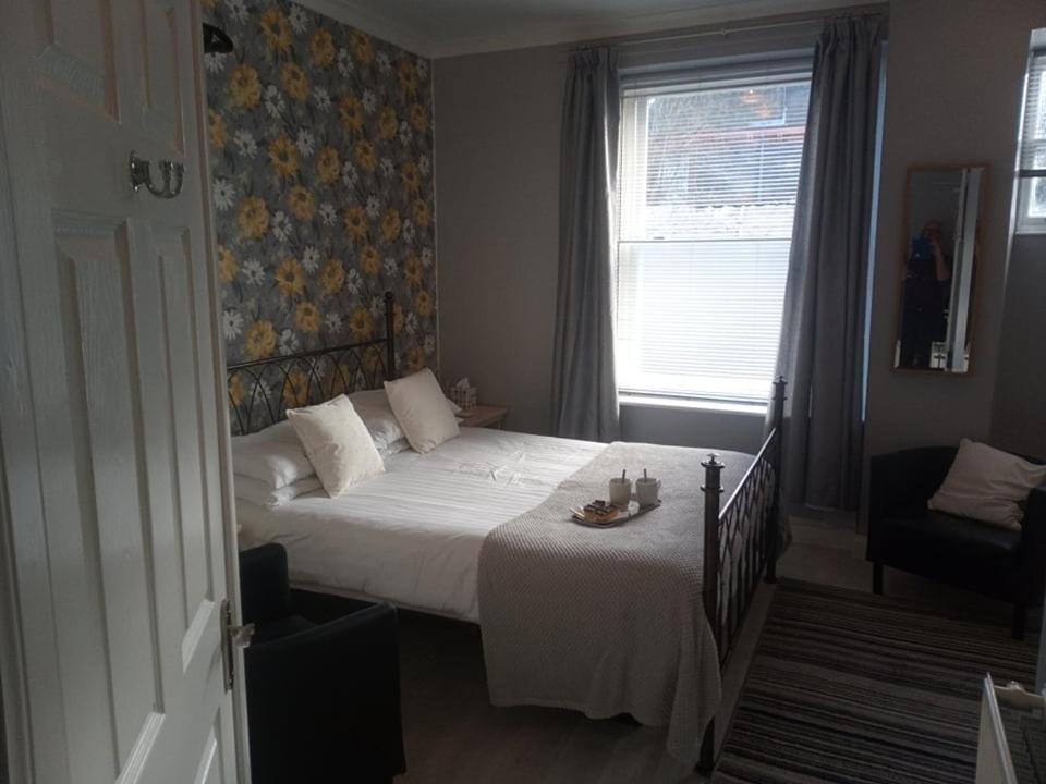29 Well Street B&B Moffat Bagian luar foto