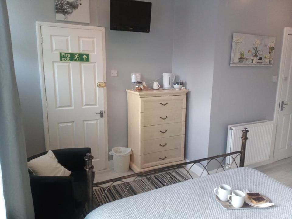 29 Well Street B&B Moffat Bagian luar foto