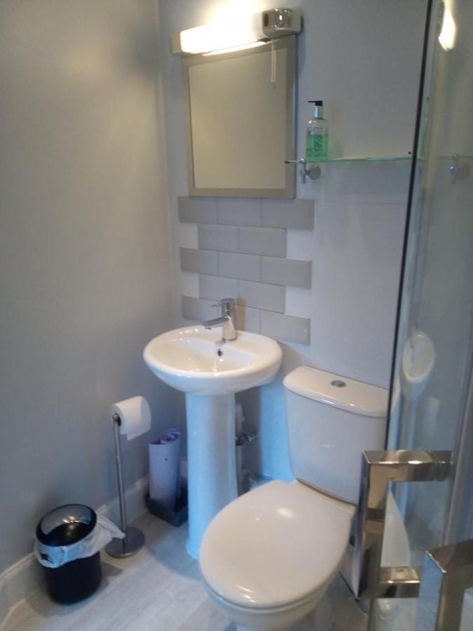 29 Well Street B&B Moffat Bagian luar foto