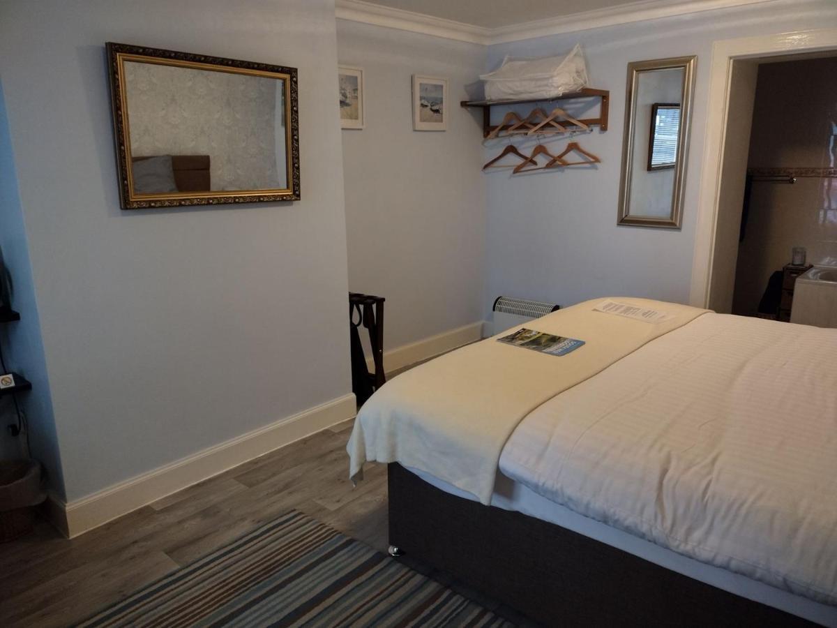29 Well Street B&B Moffat Bagian luar foto