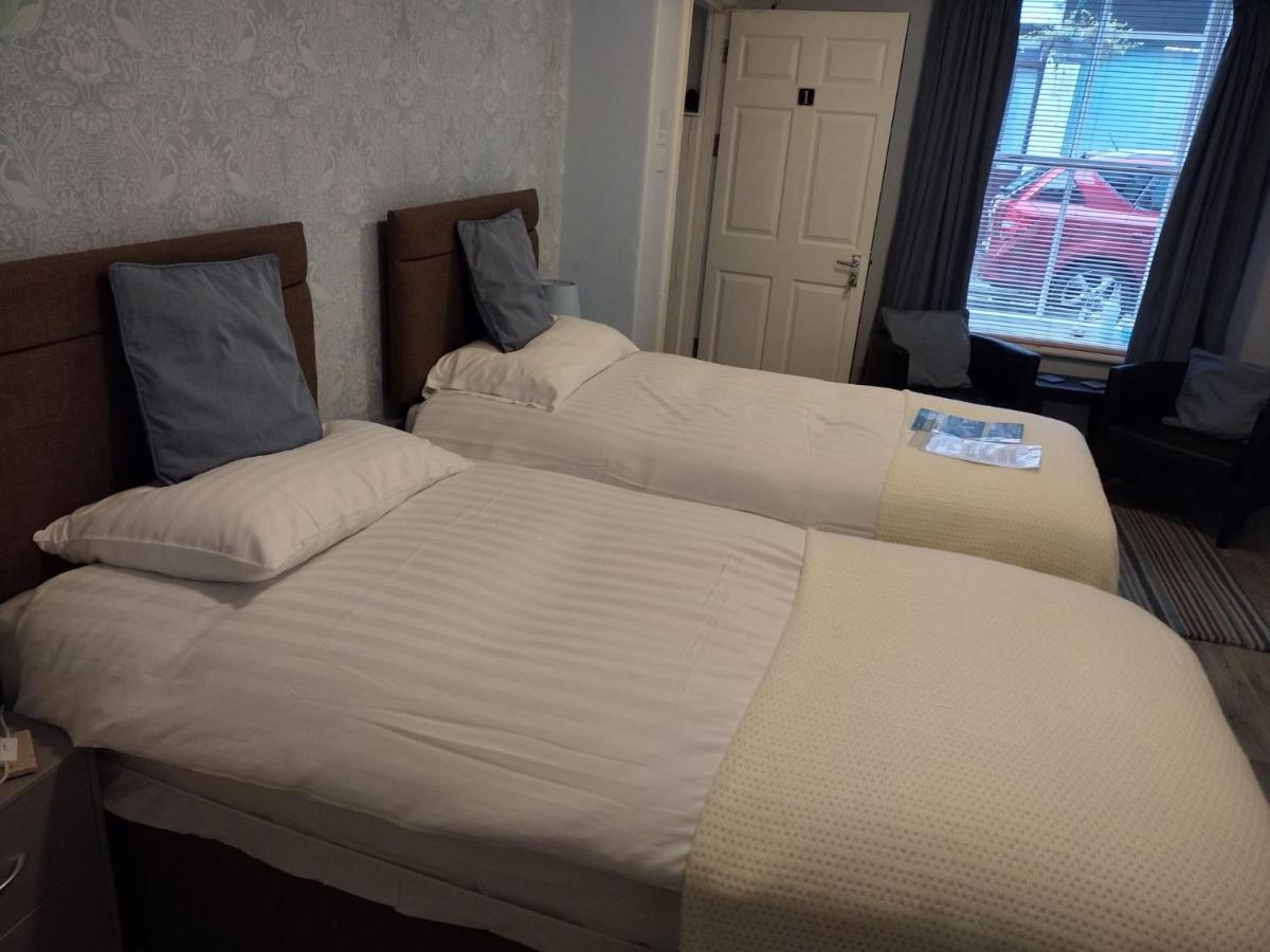 29 Well Street B&B Moffat Bagian luar foto
