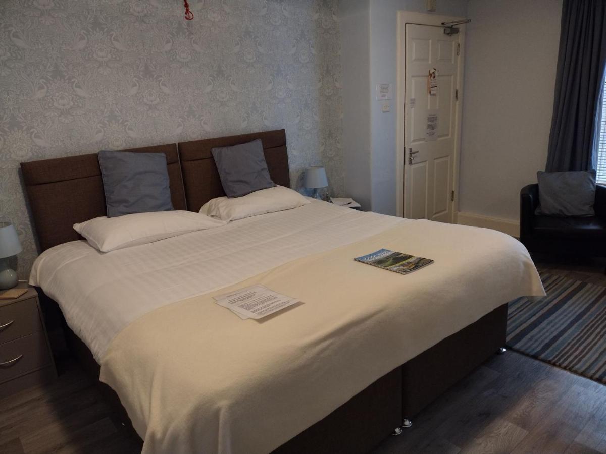 29 Well Street B&B Moffat Bagian luar foto