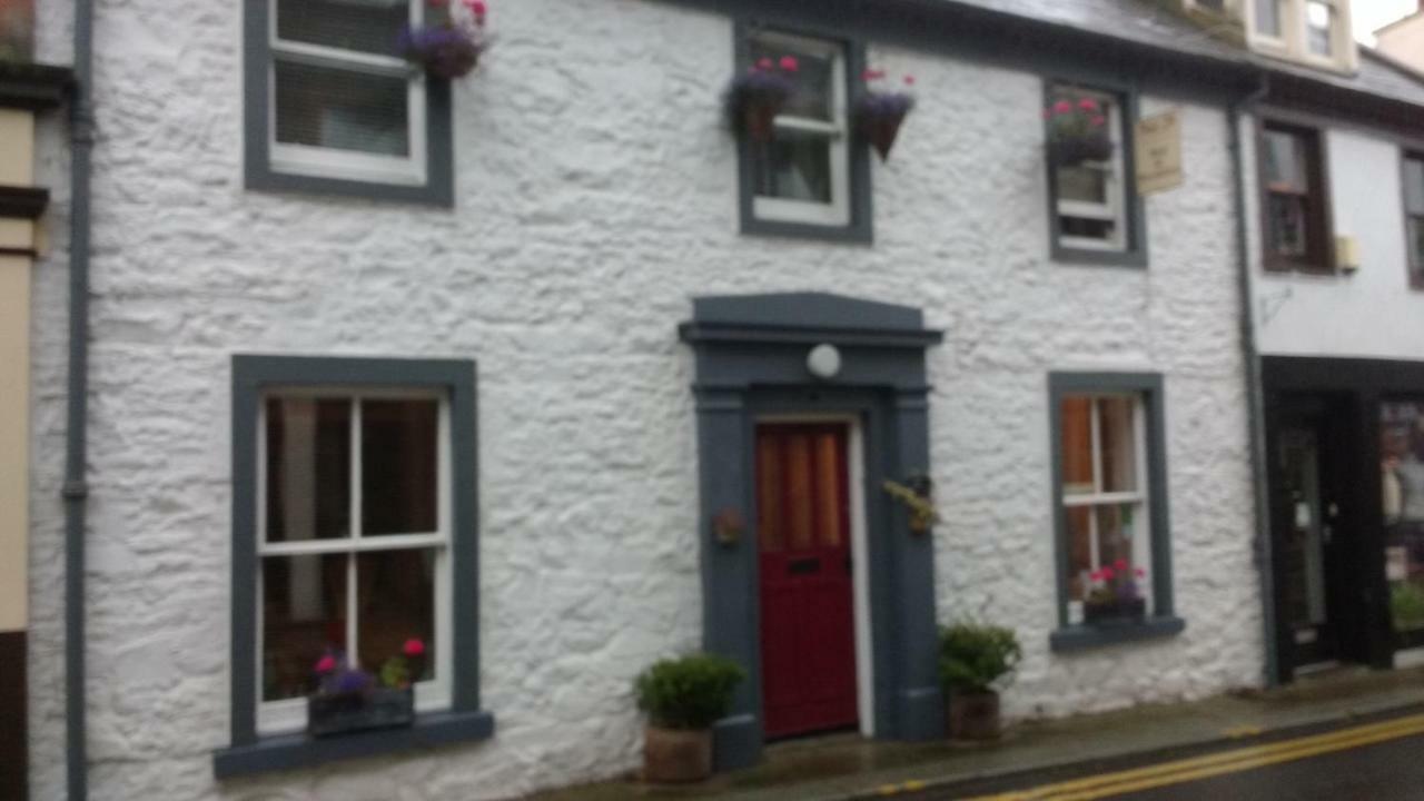 29 Well Street B&B Moffat Bagian luar foto